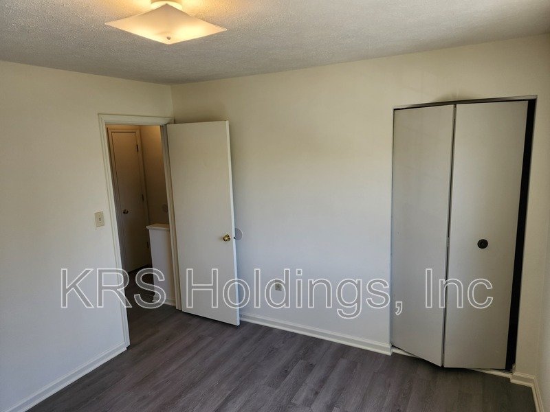 Recently Remodeled 2 BR Townhouse in Staunton property image