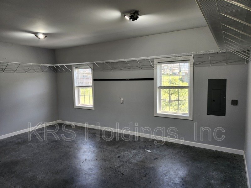 AVAILABLE NOW-Beautiful Single Family 4 BR, 2.5 Bath Home, Great Location property image