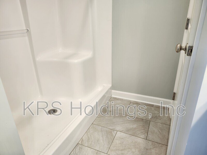 AVAILABLE NOW-Beautiful Single Family 4 BR, 2.5 Bath Home, Great Location property image