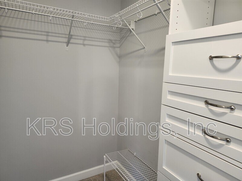 AVAILABLE NOW-Beautiful Single Family 4 BR, 2.5 Bath Home, Great Location property image