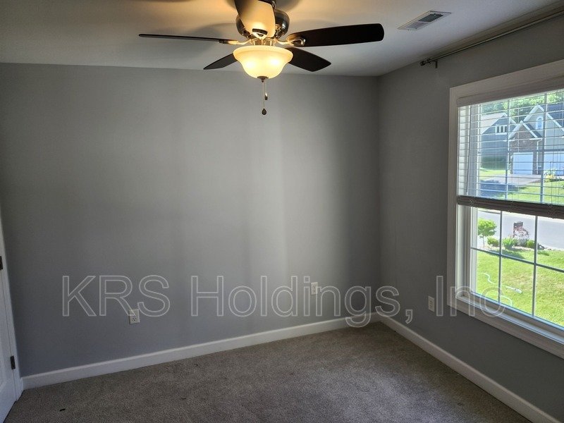 AVAILABLE NOW-Beautiful Single Family 4 BR, 2.5 Bath Home, Great Location property image