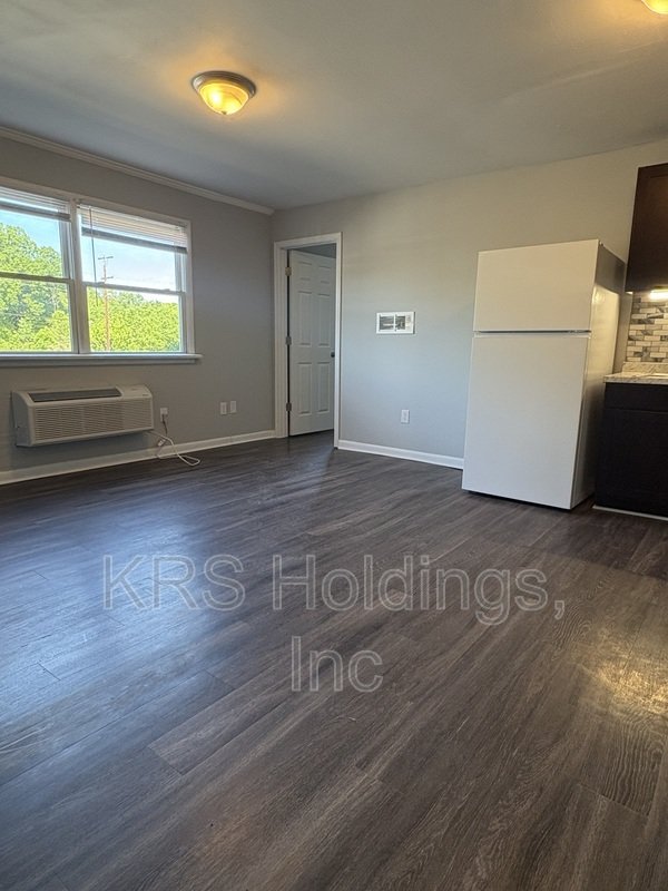 Renovated 1BR Only $995/Month | Utilities Included + Washer/Dryer property image