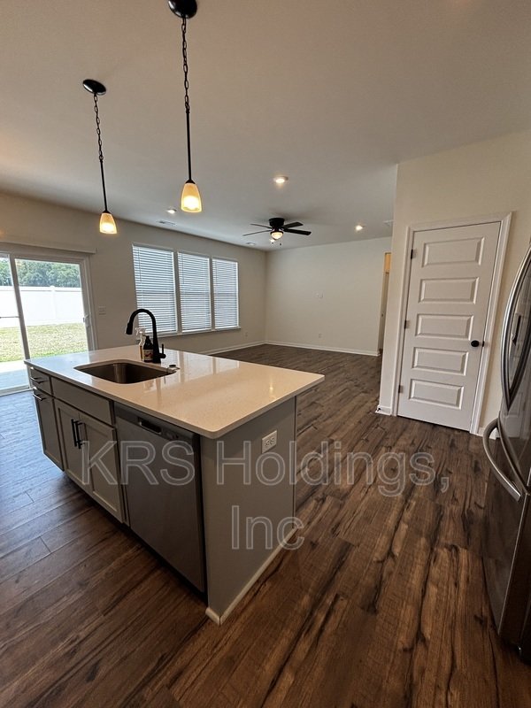 Lovely newer build Ready now! property image