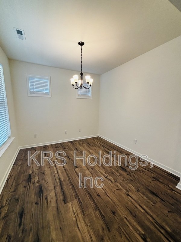 Lovely newer build Ready now! property image