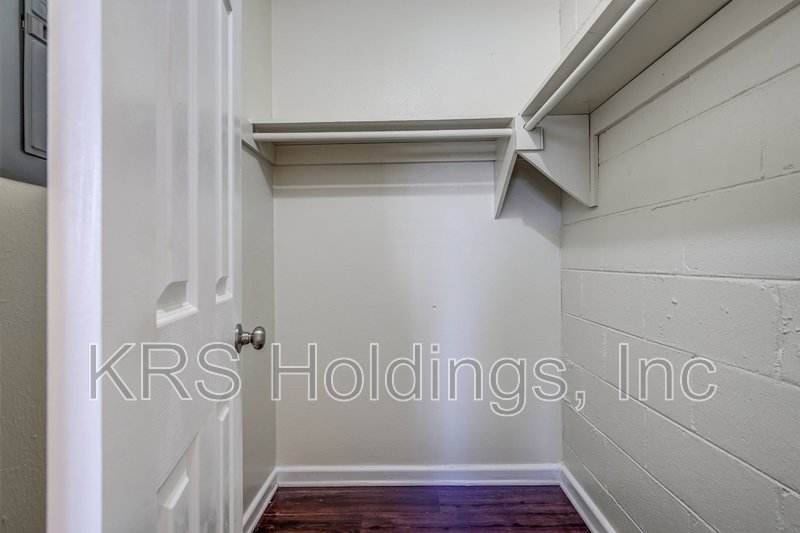 Renovated 1BR Only $995/Month | Utilities Included + Washer/Dryer property image