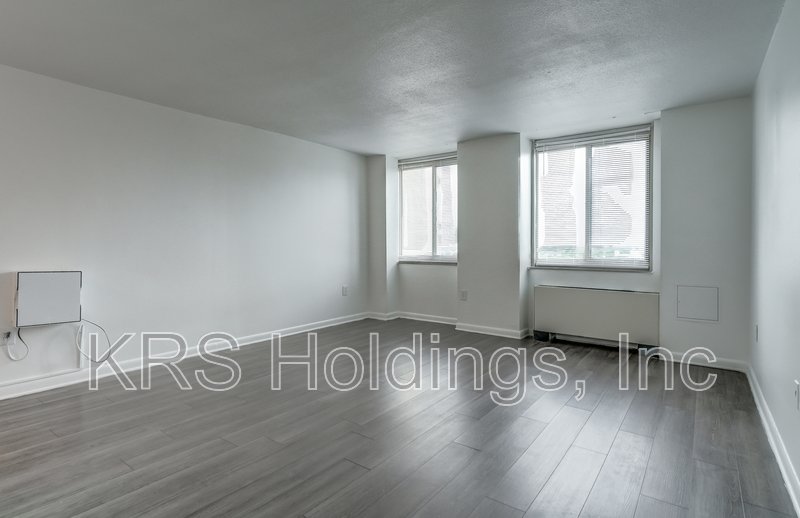 Bright property image