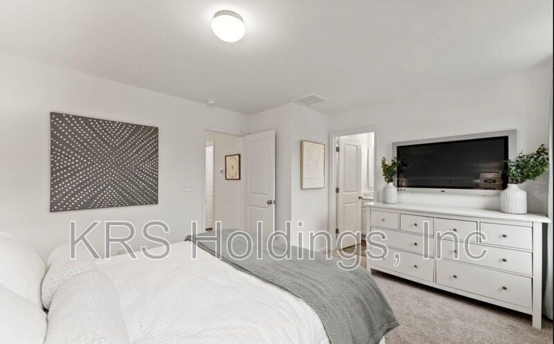 End Unit Townhome in Brand New Community! property image