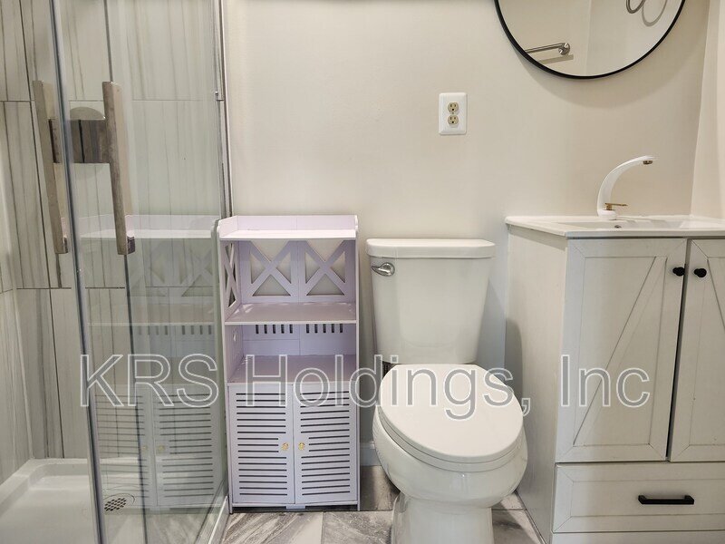 READY NOW, TOWNHOUSE NEAR HARRISONBURG - 4 BR, 3.5 Bath End Unit property image