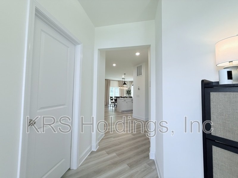 Immaculate Corner-Lot Home in Sydney Creek property image