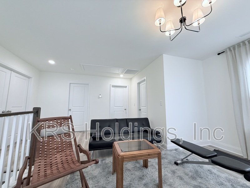 Immaculate Corner-Lot Home in Sydney Creek property image