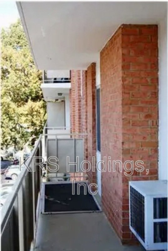 Bright property image