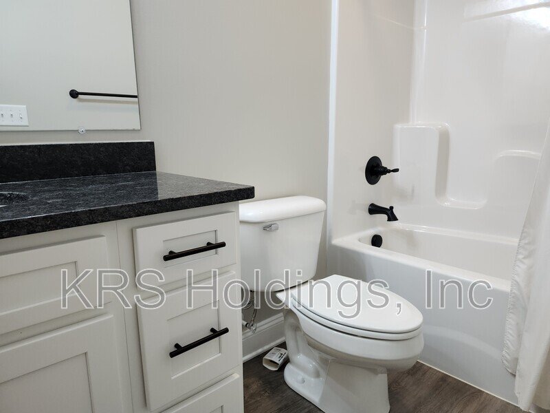 AVAILABLE NOW-Practically New 3 BR, 2.5 Bath Townhome, Great Harrisonburg Location property image