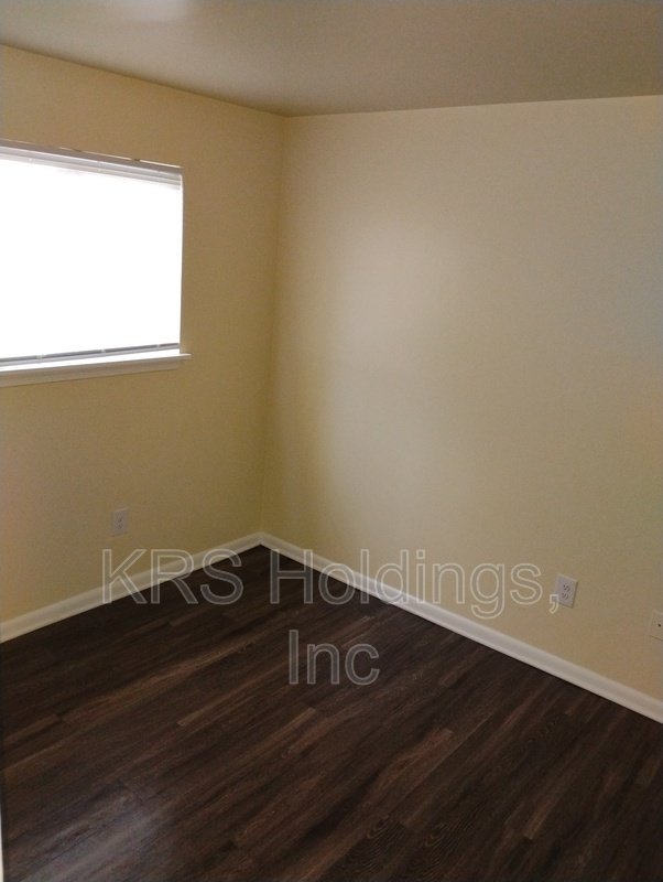 Bright property image