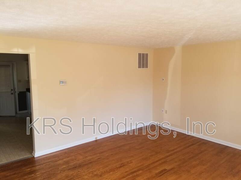 COMING SOON-Harrisonburg 3 BR Townhouse, Great Location Near Sentara property image