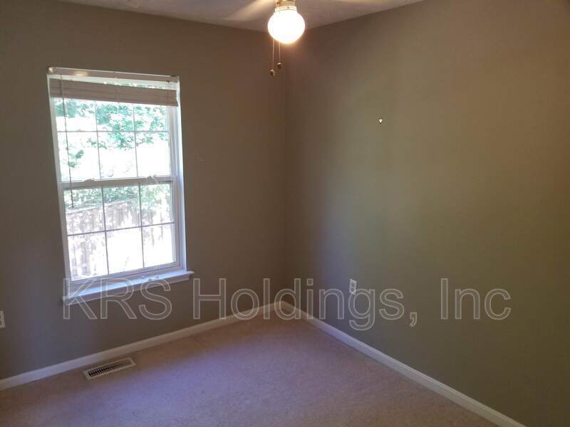 COMING SOON-Harrisonburg 3 BR Townhouse, Great Location Near Sentara property image