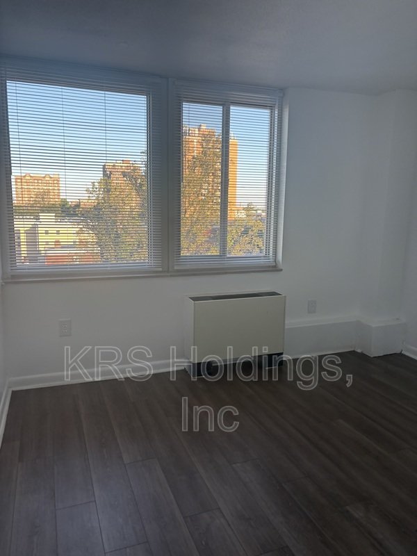 Bright property image