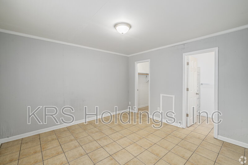 Renovated 1BR $1195/Month | Utilities Included + Washer/Dryer property image