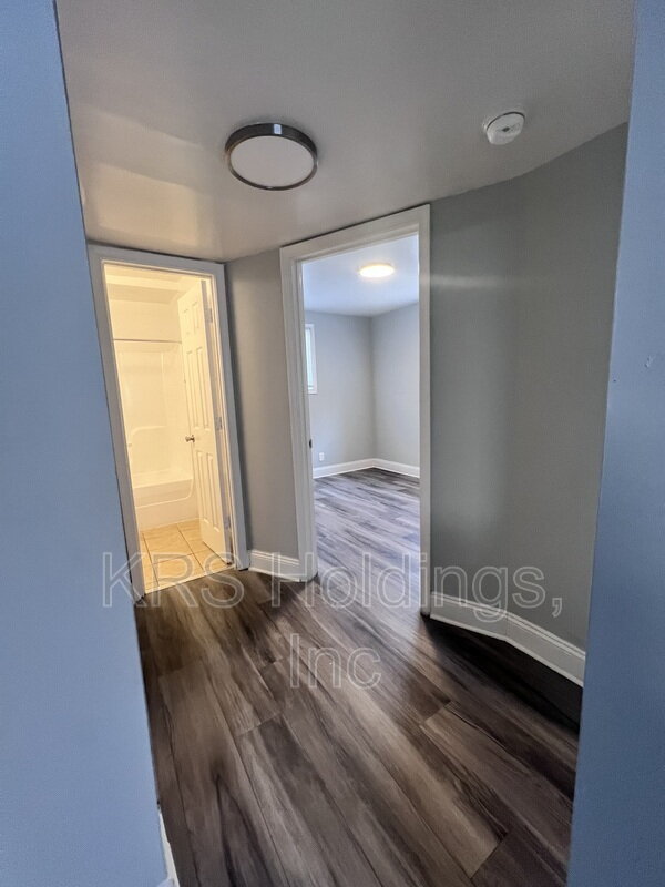 2102 Phaup st Unit B property image