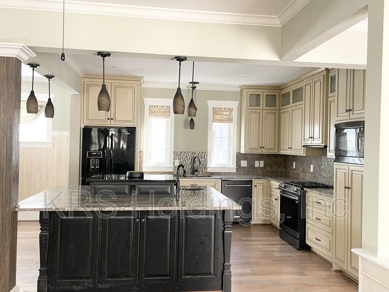 Luxurious property image