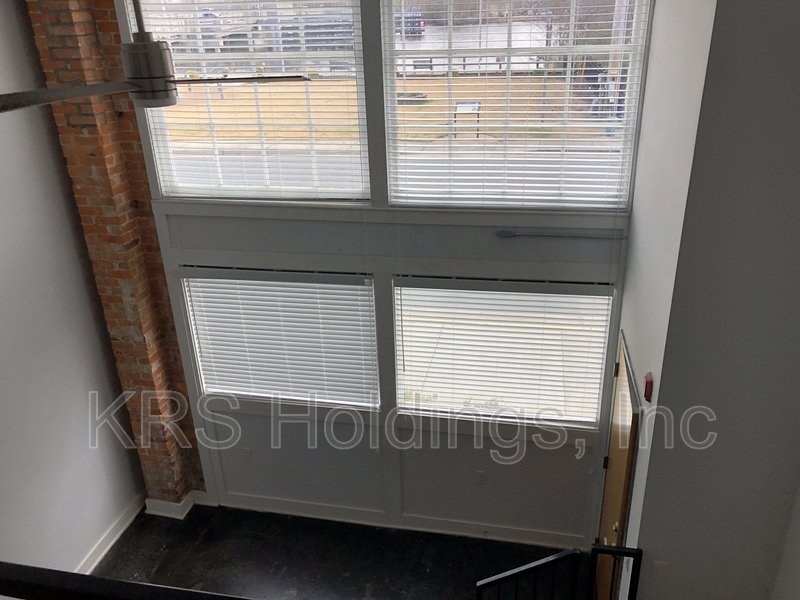 Open property image