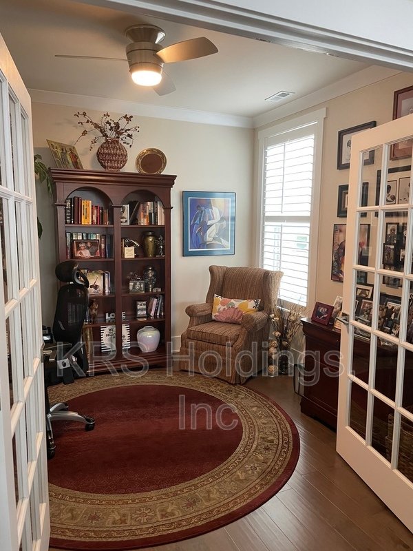 FREE RENT! Beautiful 2BR, 2BA Street-Level Ranch Condo in Cottages at Brier Creek property image