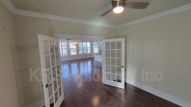 FREE RENT! Beautiful 2BR, 2BA Street-Level Ranch Condo in Cottages at Brier Creek property image
