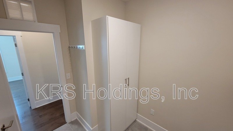FREE RENT! Beautiful 2BR, 2BA Street-Level Ranch Condo in Cottages at Brier Creek property image