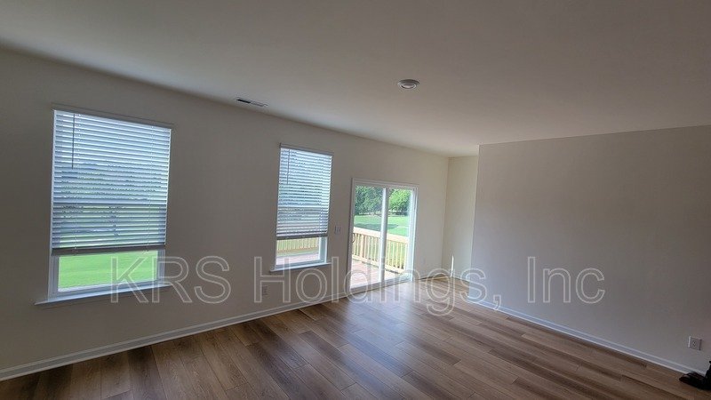 Luxurious Townhome in Amazing Wendell Location! property image