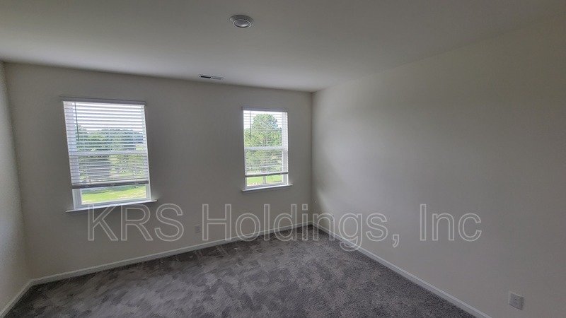 Luxurious Townhome in Amazing Wendell Location! property image