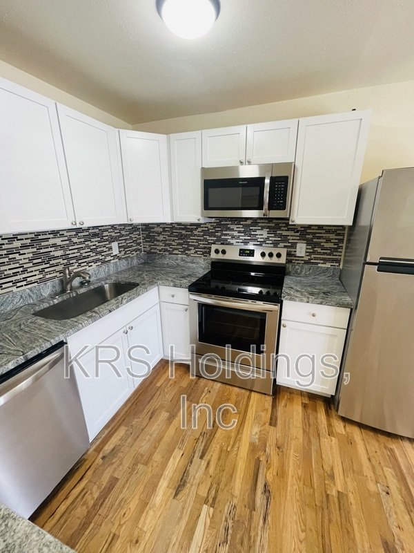 Beachside!!!  Move in Special!!! property image