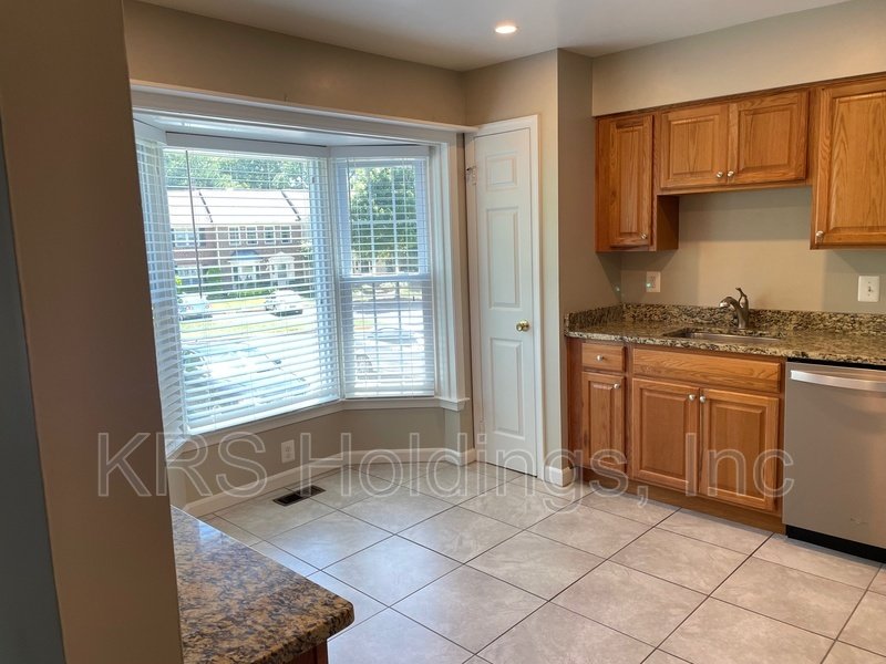 Bright property image