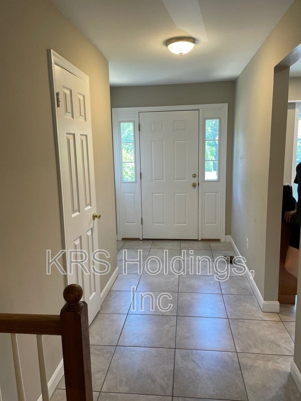 Bright property image