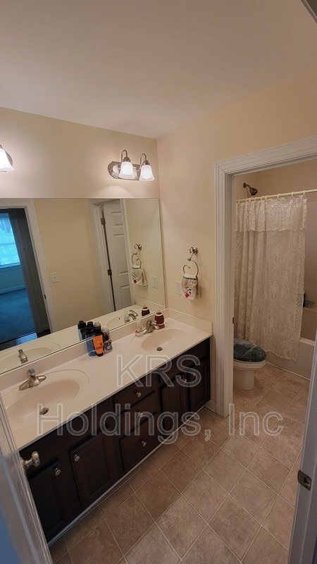 Huge Home in Wake Forest property image