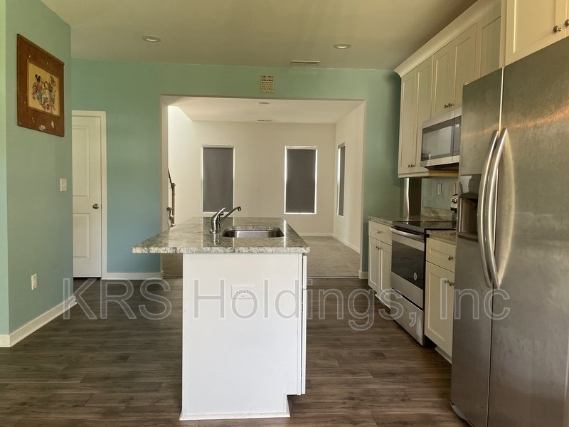 Bright property image