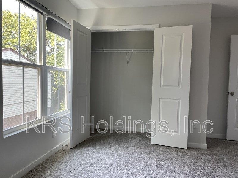 Bright property image