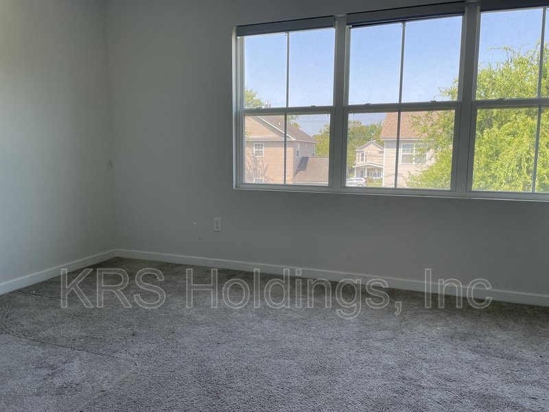 Bright property image